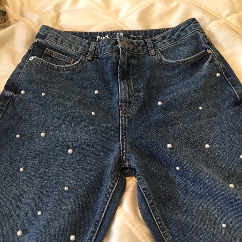❤️SALE❤️Find. Pearl Jeans from the UK. Size 28